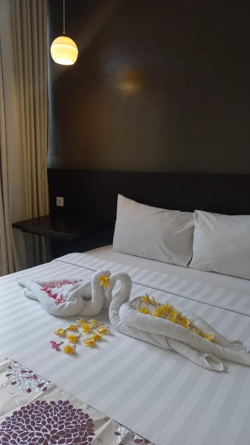 Готель Cendana Coliving Solo Baru Екстер'єр фото